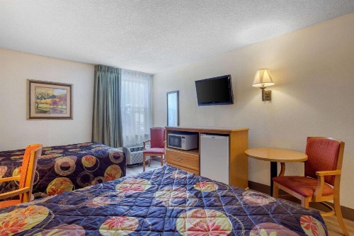 Rodeway Inn Asheville image 22